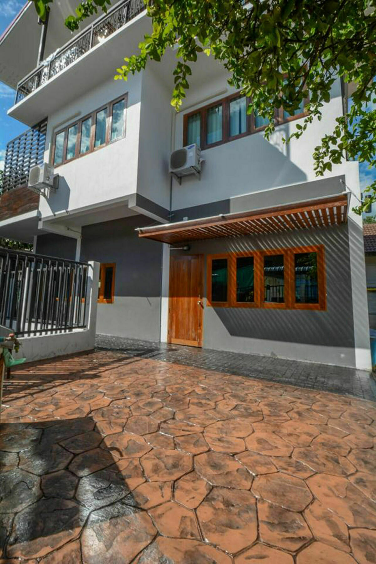 Отель The Ghee House Чиангмай Экстерьер фото